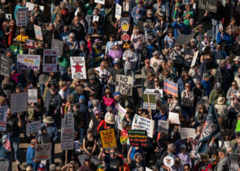 Iran and Immigration Frustrations Fuel New Wave of ‘No Kings’ Rallies