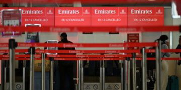 Attacks Close Airspace in Middle East, Causing 1,600 Flight cancellations