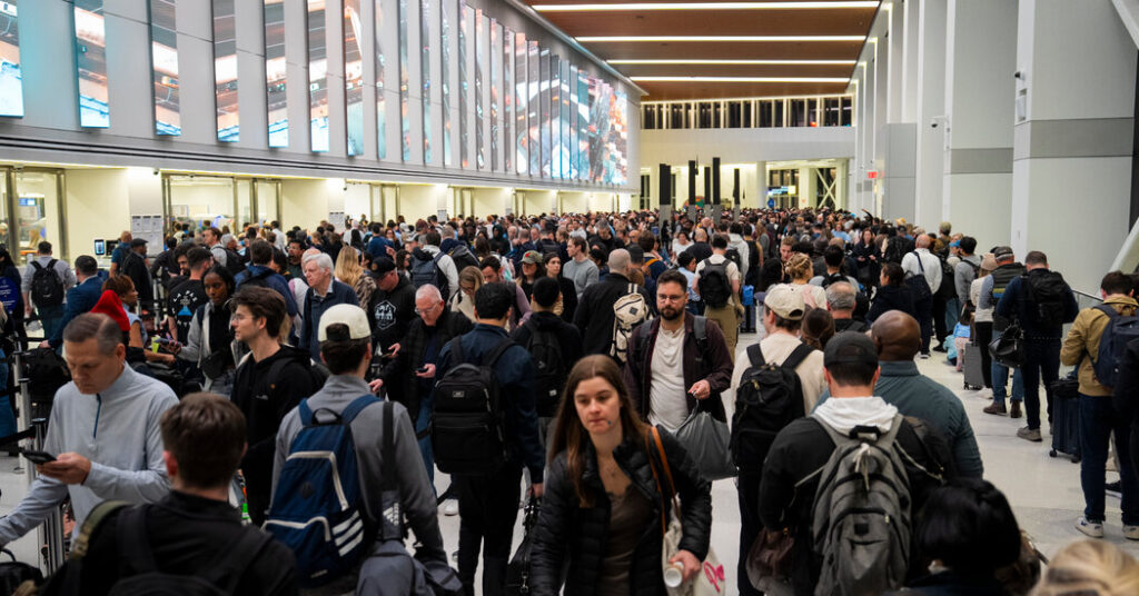 Record Number of T.S.A. Employees Called Out on Friday