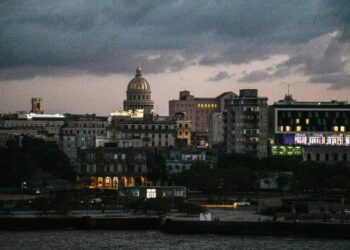 U.S. to Allow Russian Oil Tanker to Reach Cuba, Breaking Blockade