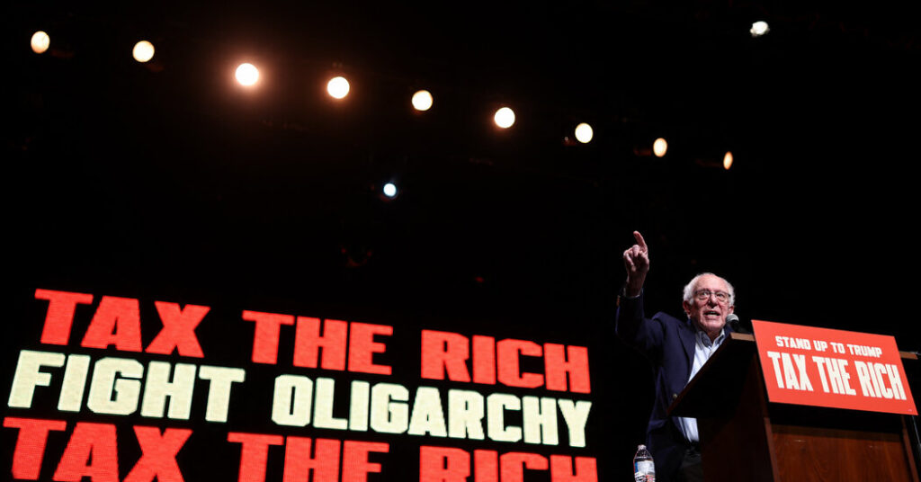 Bernie Sanders, in the Bronx, Presses Hochul to Tax the Rich
