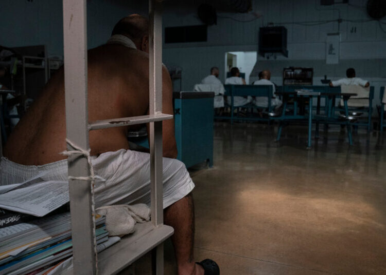 Federal Trial Opens Over Lack of Air Conditioning in Texas Prisons