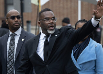 Chicago careens toward insolvency