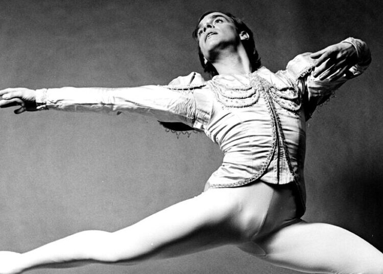 Ben Stevenson Dies at 89; Choreographer Made Houston Ballet Thrive