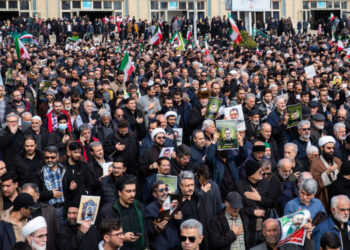 Iran’s Fractured Leadership Is Struggling to Coordinate, Officials Say