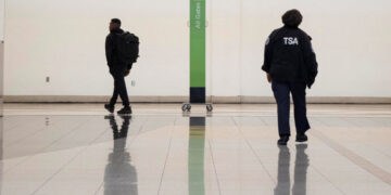 Senators Seek Answers From Trump Administration About Airport Immigration Arrests