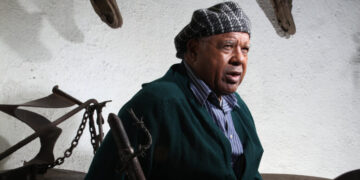 Melvin Edwards, Sculptor Who Wove Black History Into Art, Dies at 88