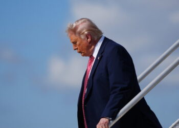 Justice Dept. Struggles to Respond to Trump’s Suit Against I.R.S.