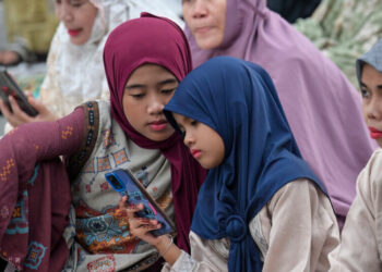 These Two Countries With Social Media Bans Aren’t Happy With Google and Meta