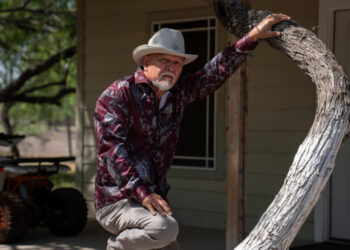 Latino Republicans in South Texas Break With Trump Over Birthright Citizenship