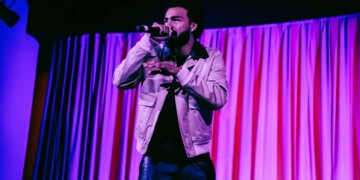 4 Inspiring and Relatable Hip-Hop Songs To Listen to When You’re Dealing With Depression