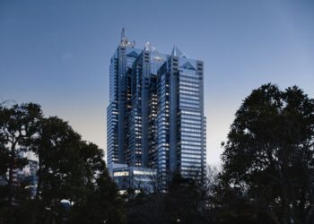 Three decades later, Tokyo’s ‘Lost in Translation’ hotel remains cinematic