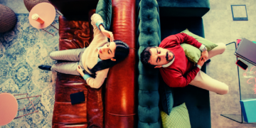 5 Signs You’re Falling Out of Love With Your Partner