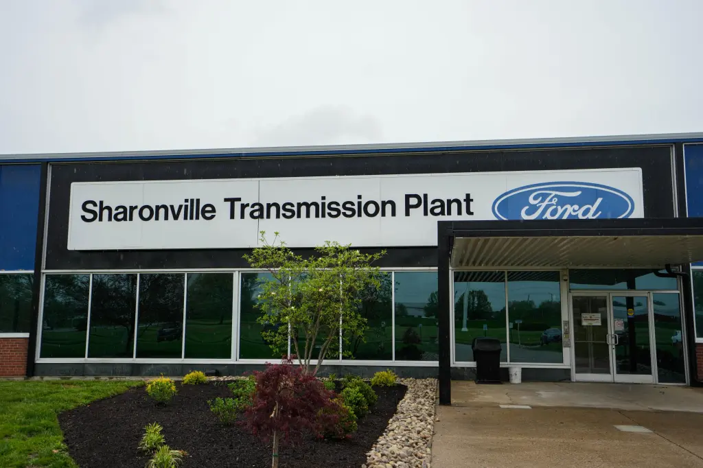 The incident unfolded around 9:45 a.m. on Monday, when authorities were called to Ford’s Sharonville plant on E. Sharon Road regarding reports of an industrial accident.