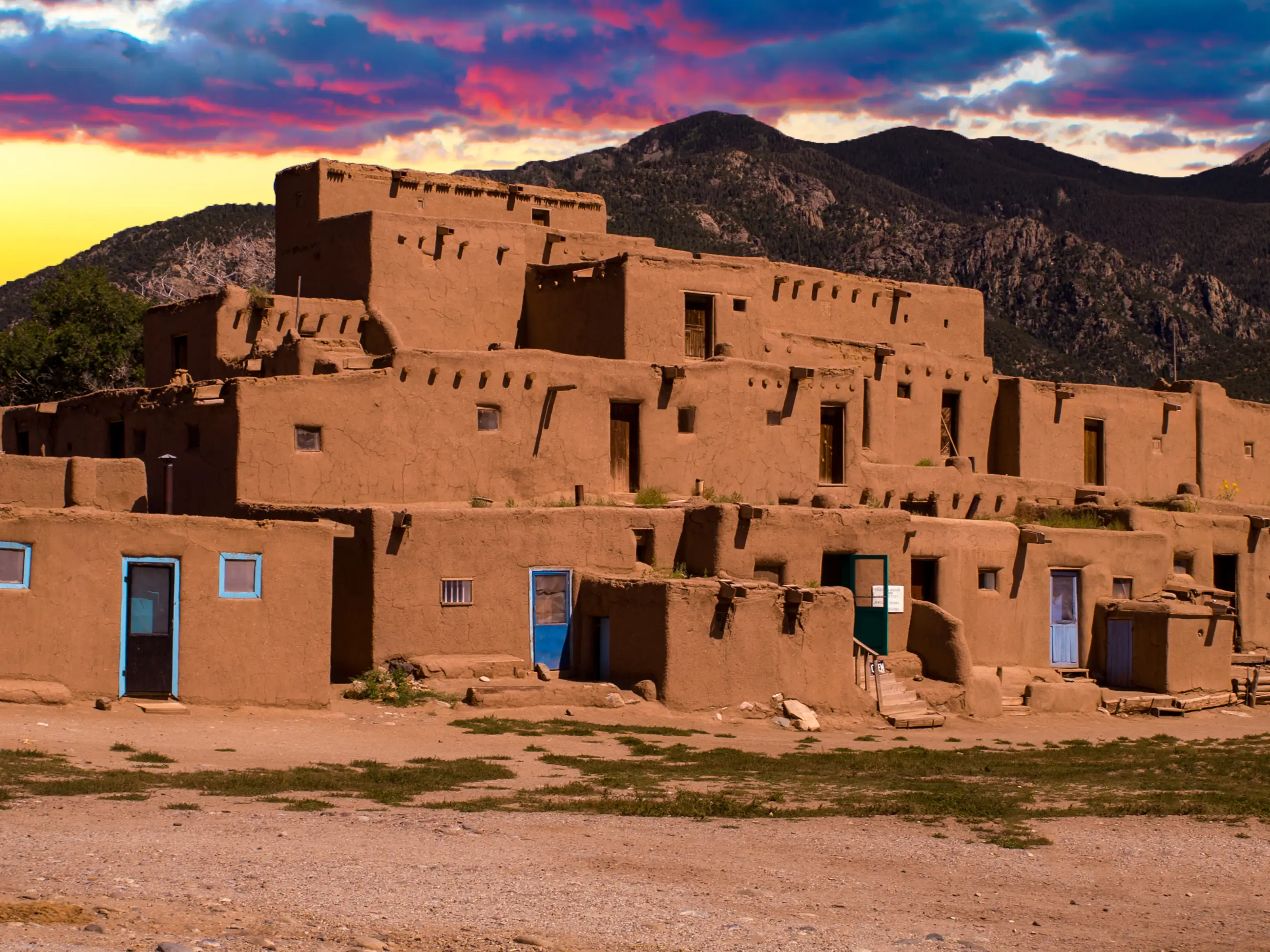 taos