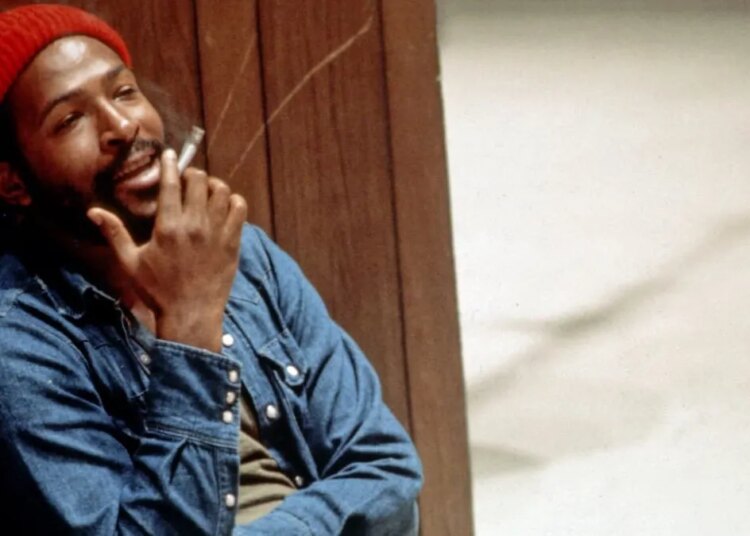 5 R&B Songs That Will Make You Miss Your Ex