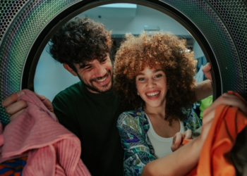 6 Tips for Improving Your Flirting Game Without Trying Too Hard