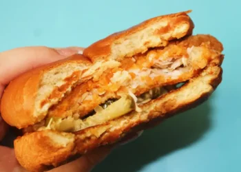 I tried 5 fast-food fish sandwiches and ranked them from worst to best