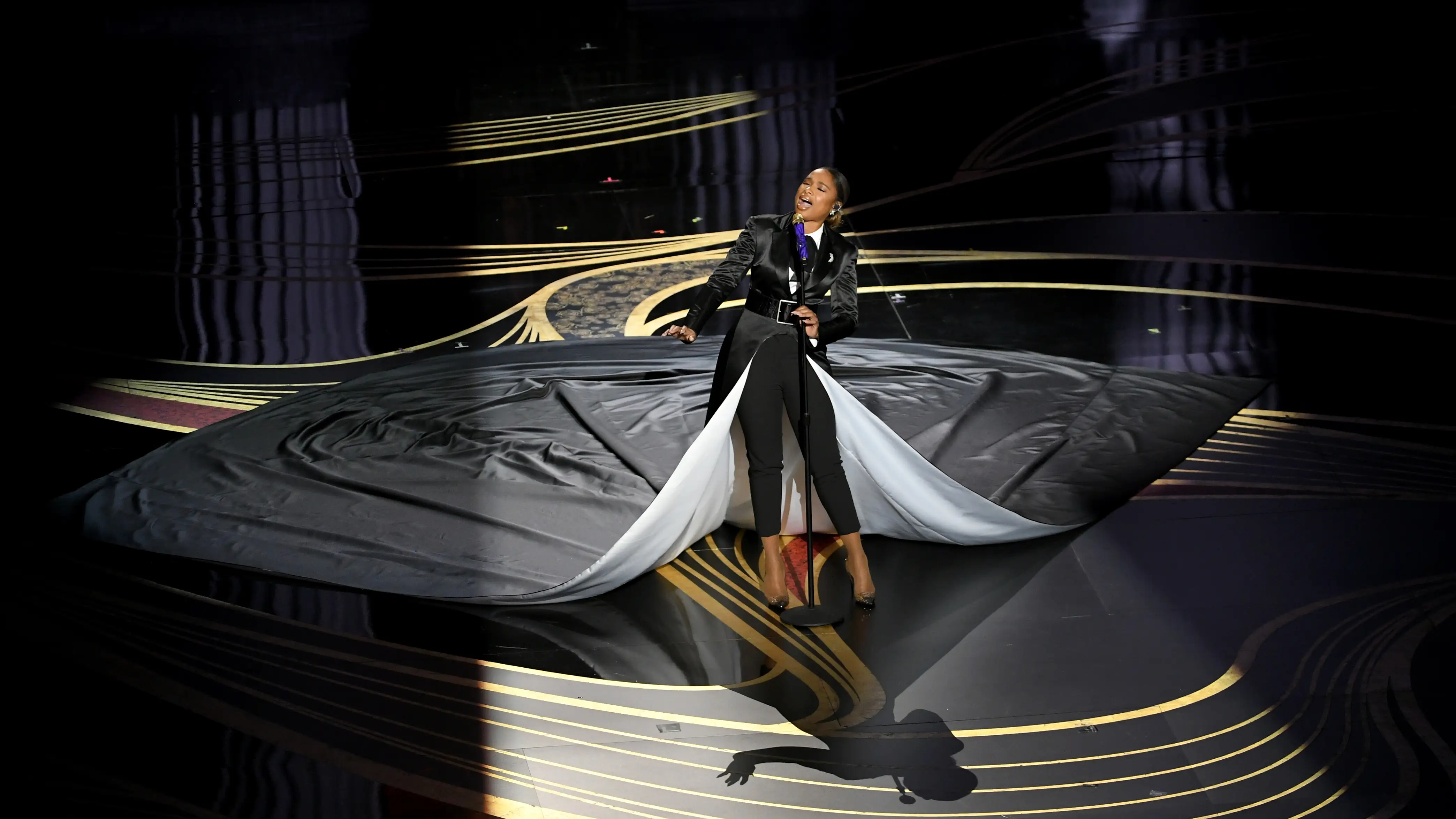 Jennifer Hudson performs 