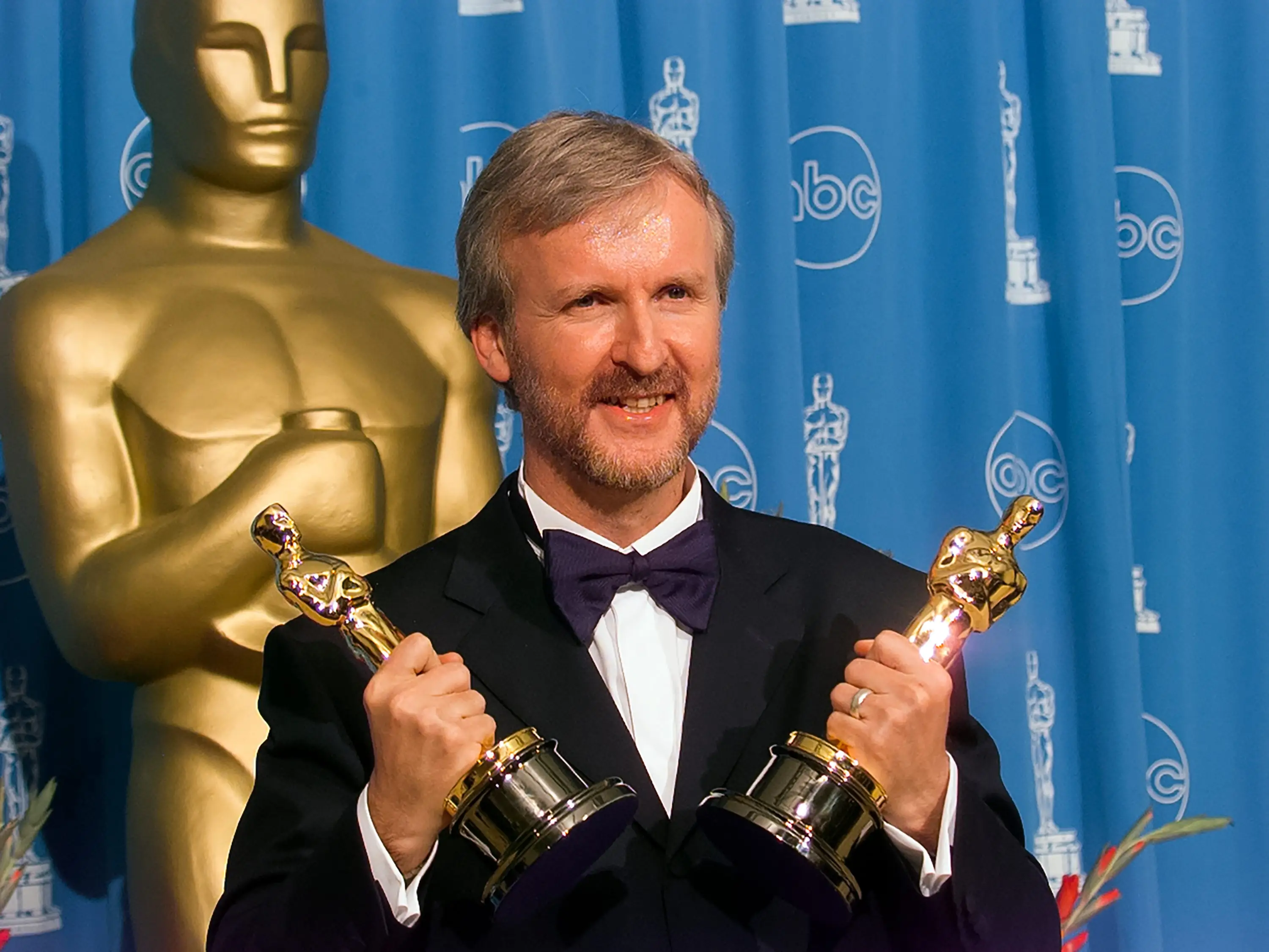 James Cameron Oscars win in 1998
