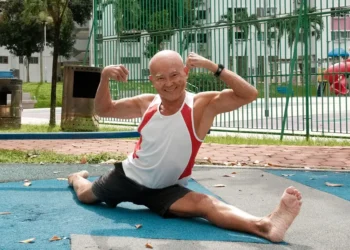 I’m 73, still working, and walk 20,000 steps a day. I can do the splits — and I’m not slowing down.