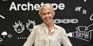 I’ve led teams in 5 different countries. A lesson I’ve learned again and again: The color of your clothes matters.