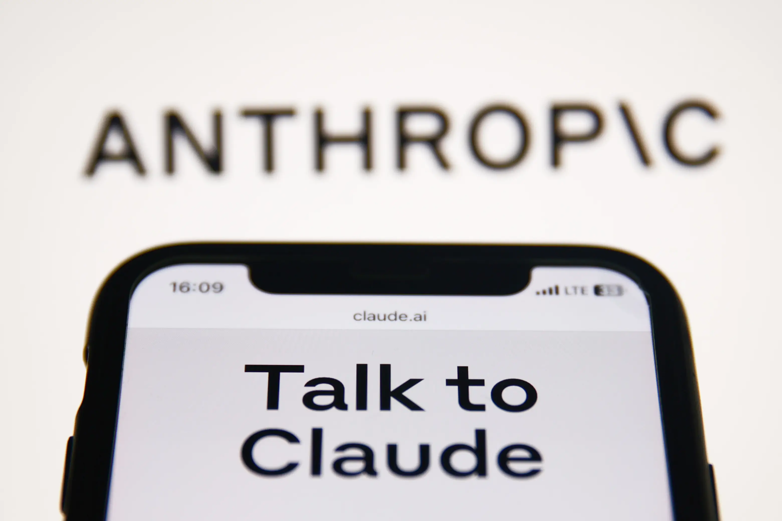 anthropic talk to claude