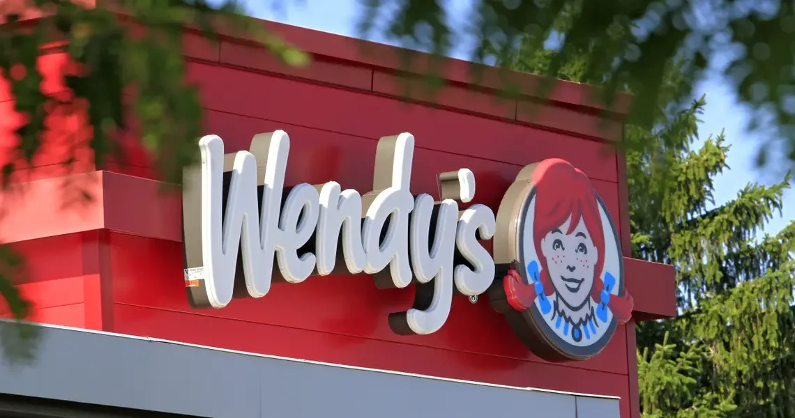 Chain restaurants are closing hundreds of locations across the US in 2026. See the list.