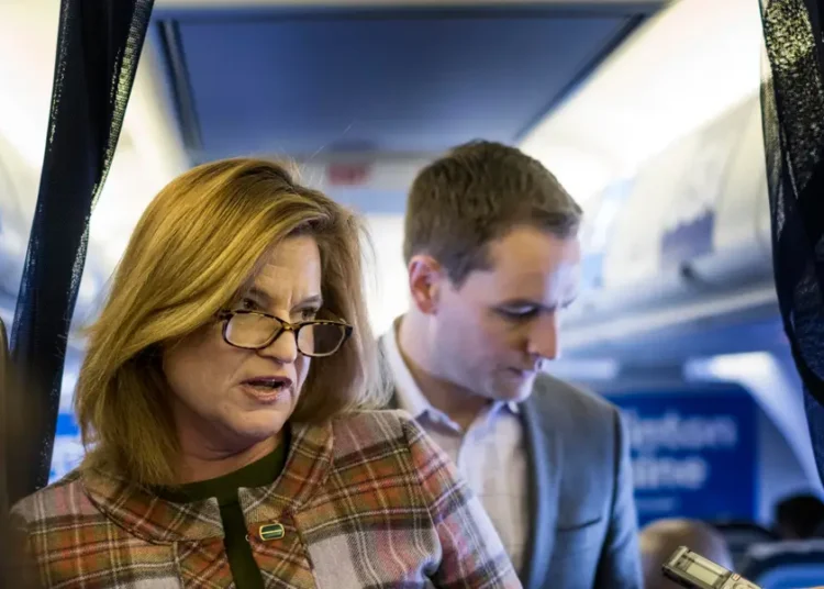 Inside how political candidates jet across battleground states during election cycles