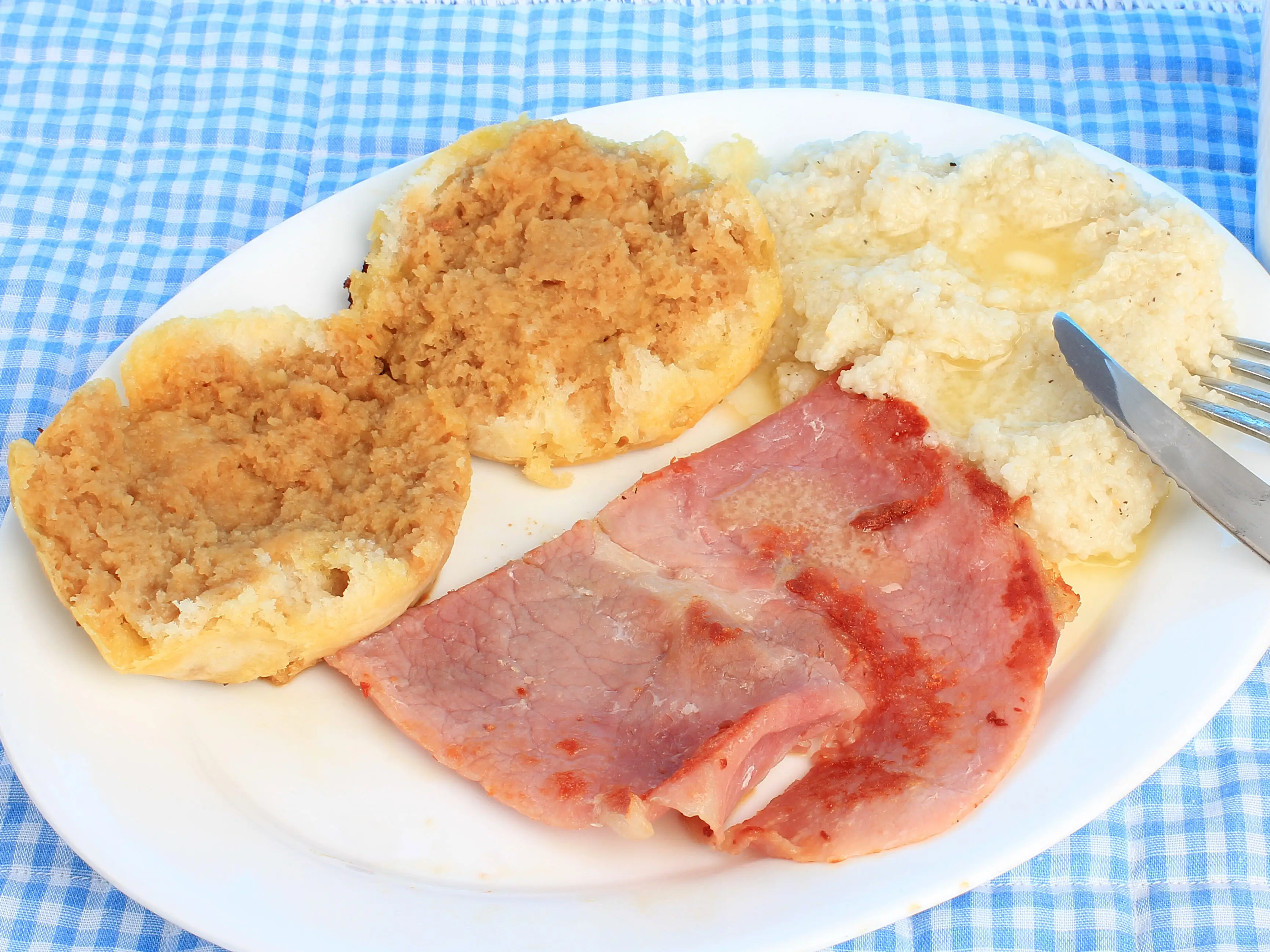 Country ham with red eye gravy