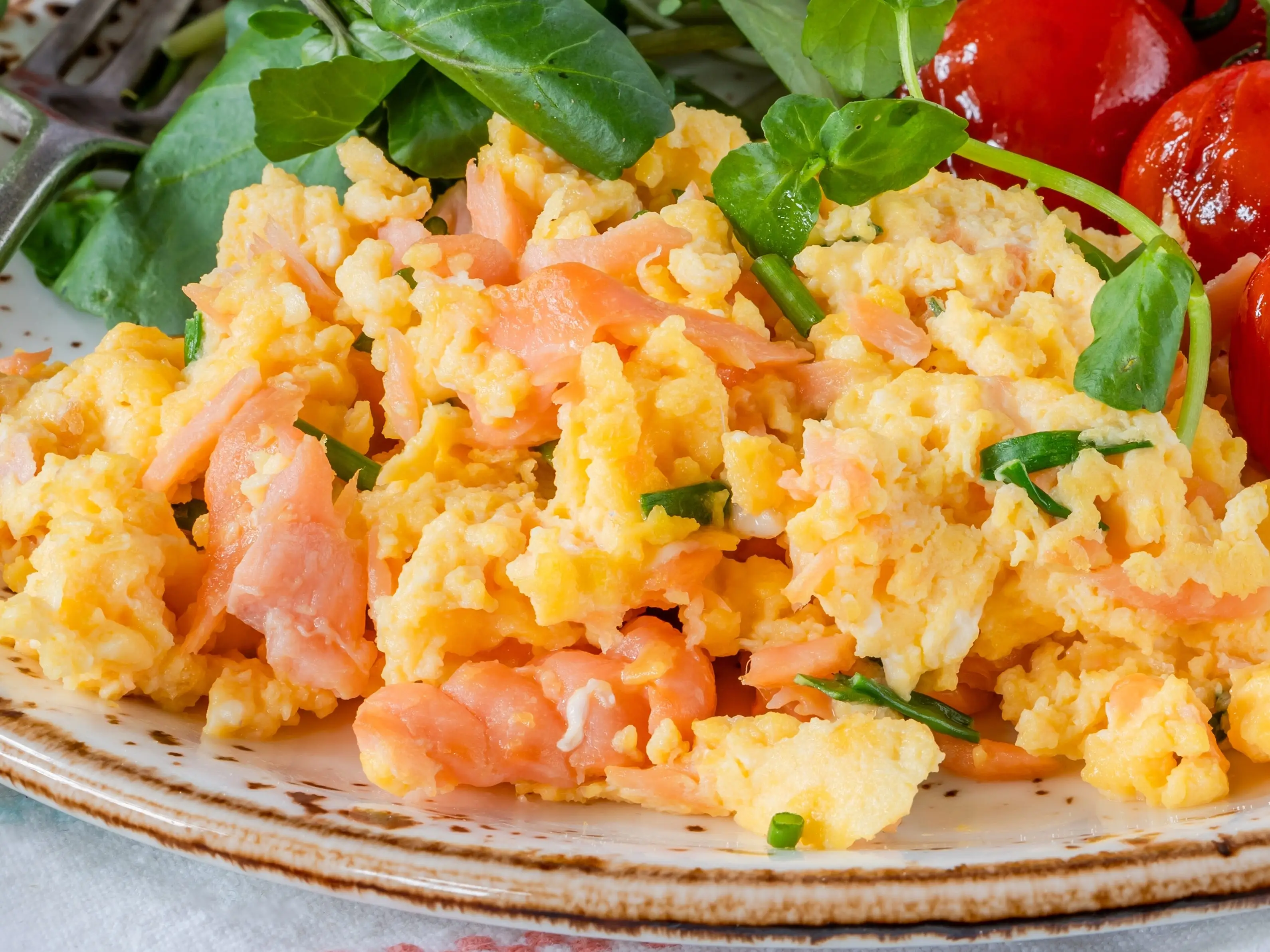 Smoked salmon scramble