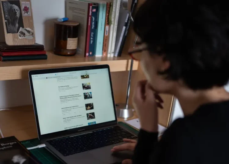 Gen Z is trying to log their way out of doomscrolling