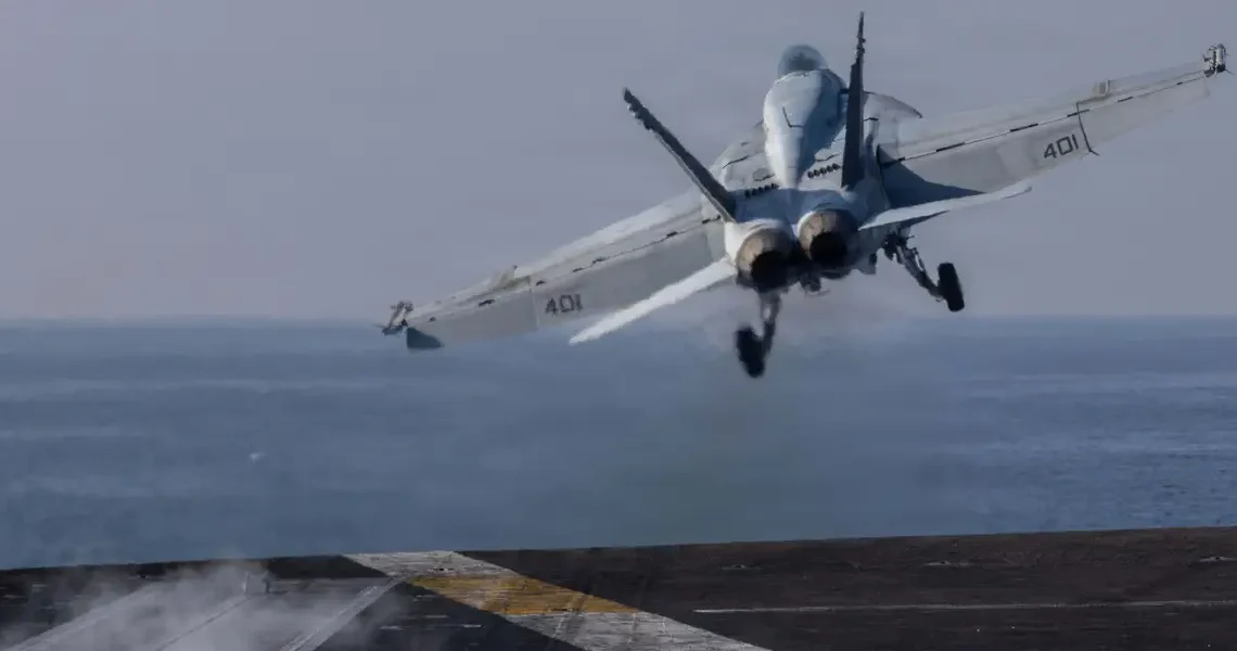 The US military has suffered losses in its fight with Iran. 3 American service members have been killed.