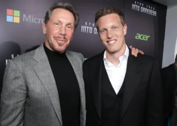 Paramount just told employees what their year-end bonuses are — and changed how they are calculated