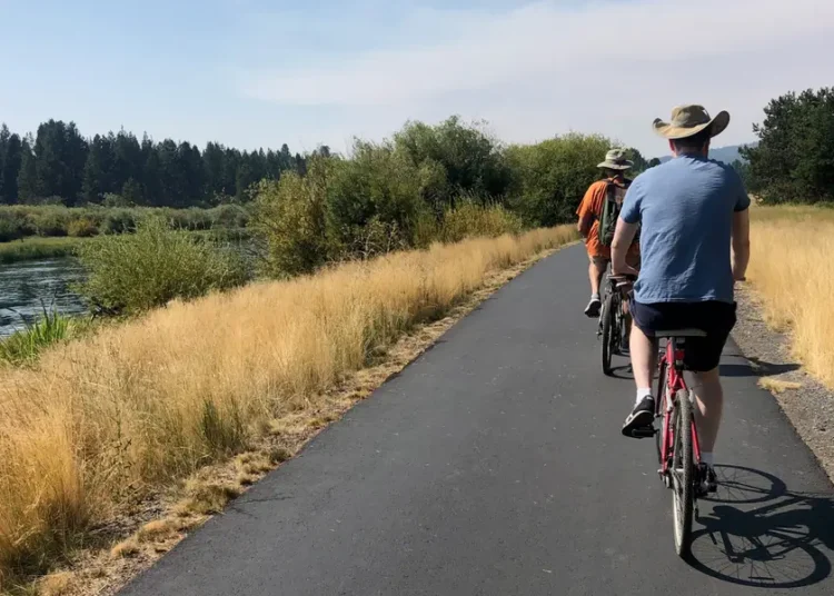 I’ve lived in and visited so many of America’s biggest cities, but these 6 small towns have really won me over