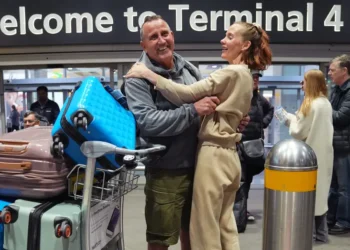 What countries are doing to get their citizens home as the Iran war wreaks havoc on Middle East travel