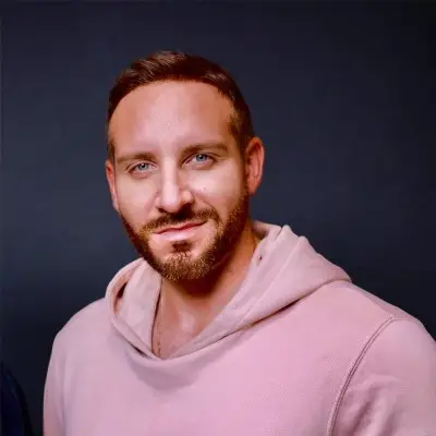 Brandon Card, Terzo AI