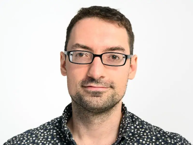 Georgian Tutuianu portrait