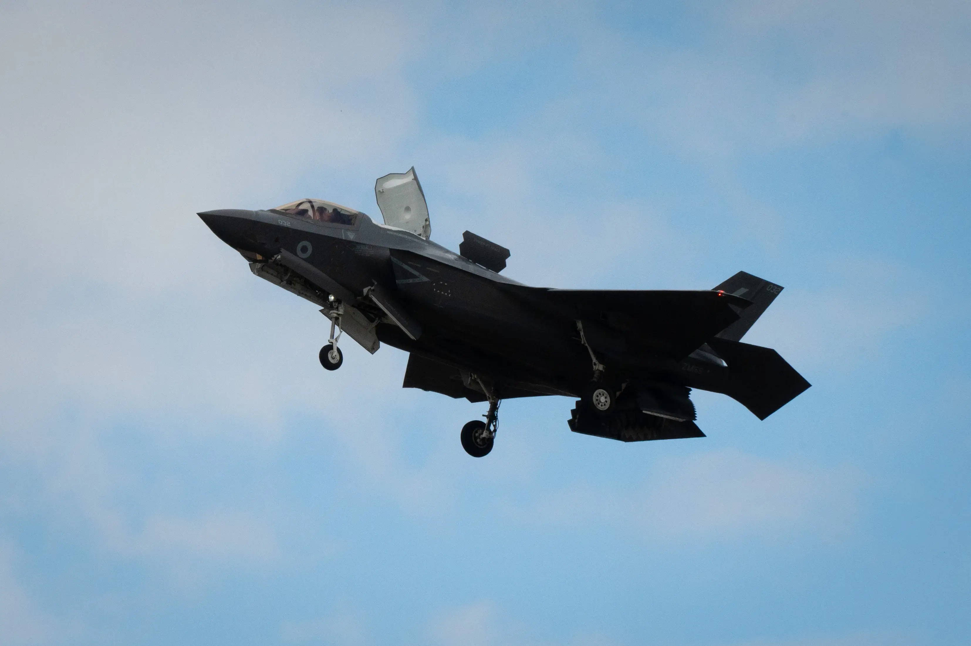 A Royal Air Force F-35B Lightning II performs a hover maneuver during the Royal International Air Tattoo (RIAT) at RAF Fairford, England, July 18, 2025.