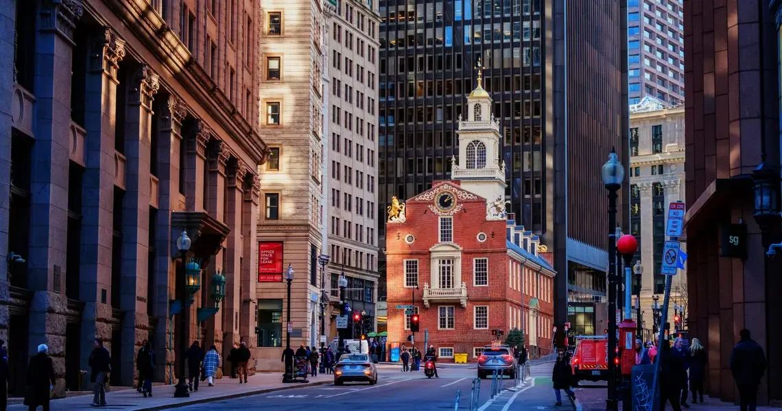 I’ve lived in the Boston area for 14 years. Here are 5 things that live up to the hype and 2 I tell first-timers to skip.