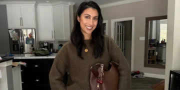 I’m a Google manager who gets fully dressed for work — even at home. It’s made me more successful.