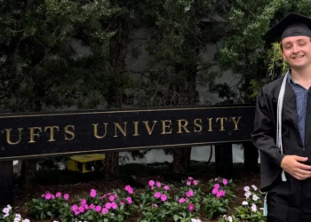 I’m a recent grad who studied history and can’t find a job. The AI-driven job market has no place for humanities majors like me.