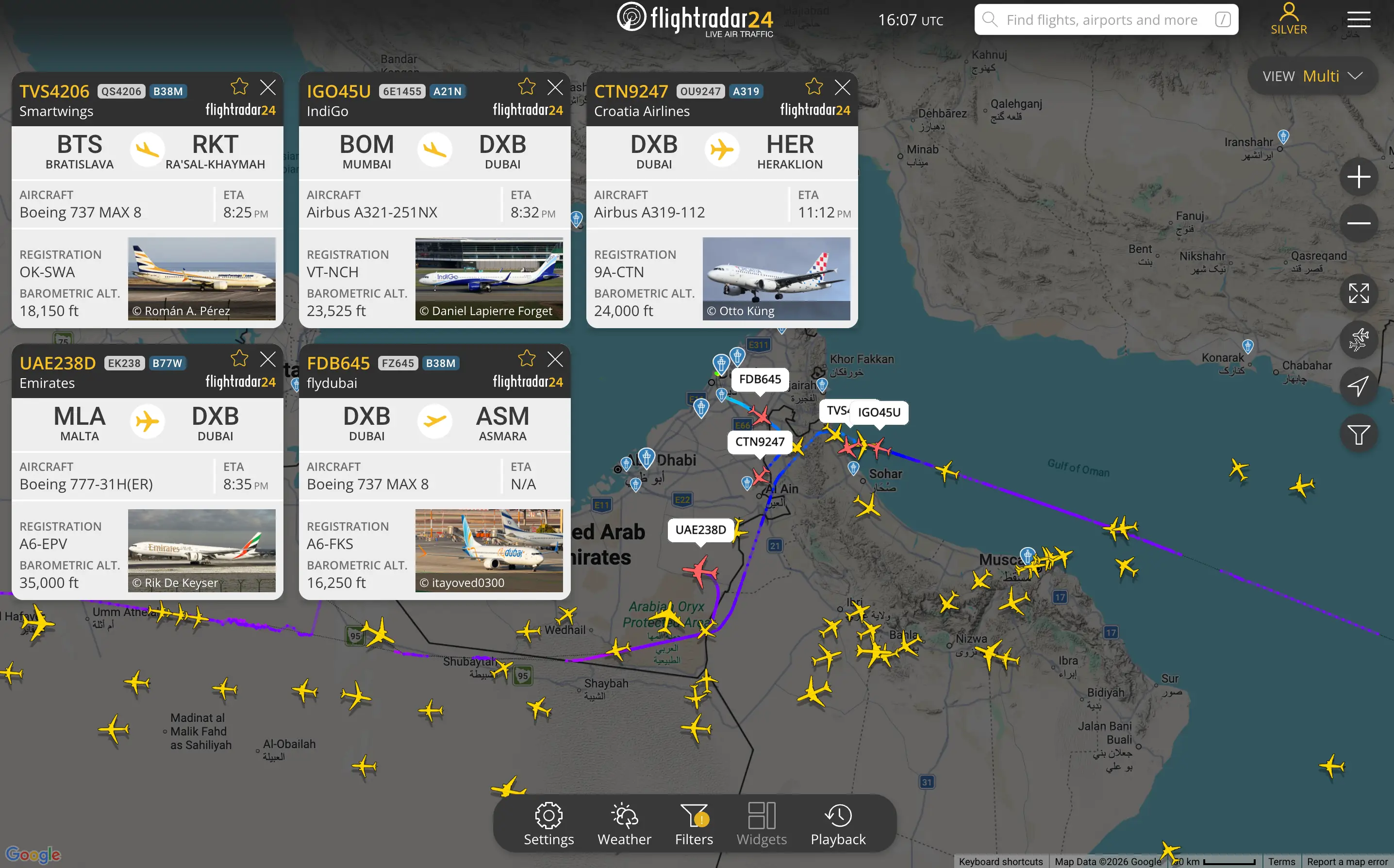 Flightradar24 screenshot of planes around the UAE.