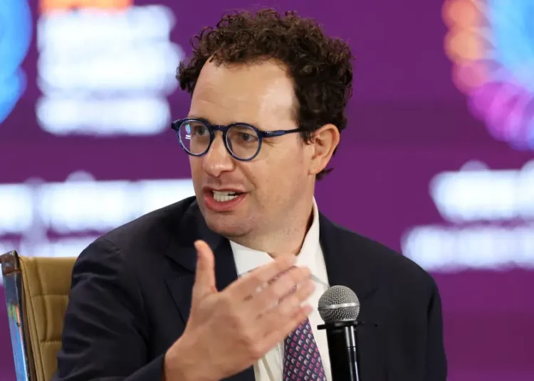 Dario Amodei says Anthropic is having ‘productive conversations’ with the Pentagon despite being effectively blacklisted