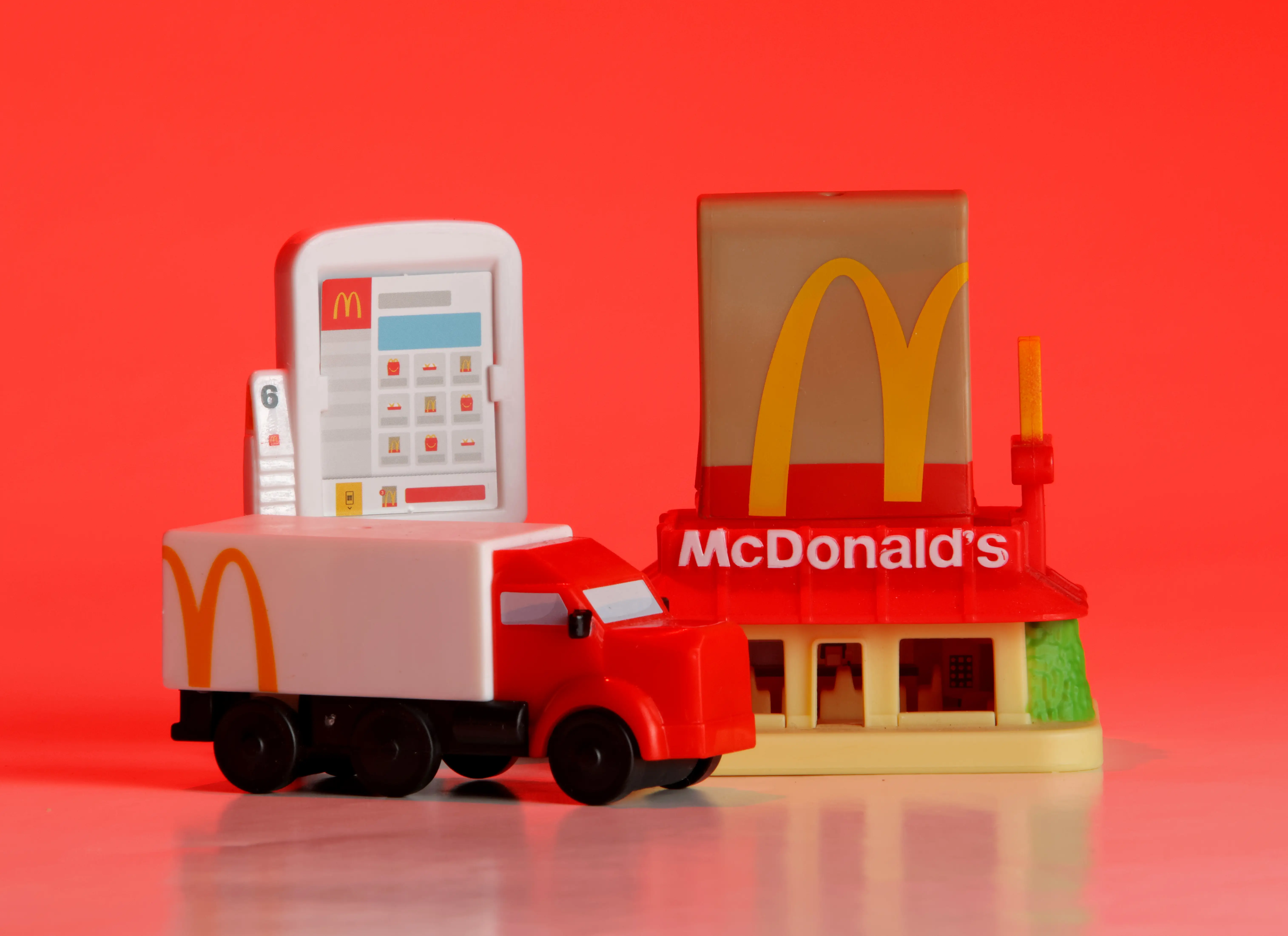 toys looking like mcdongalds