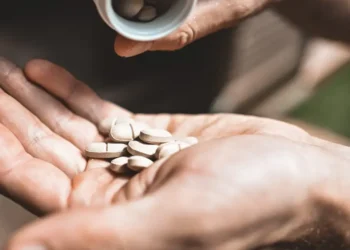 Popping a multivitamin could reduce your biological age by a few months — but don’t rush to the drugstore just yet