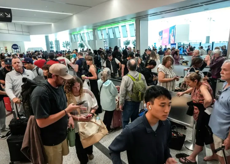 Here’s how to check TSA wait times before your flight