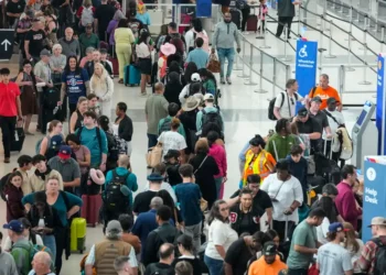 Tips to catch your flight as TSA lines stretched for hours at some US airports
