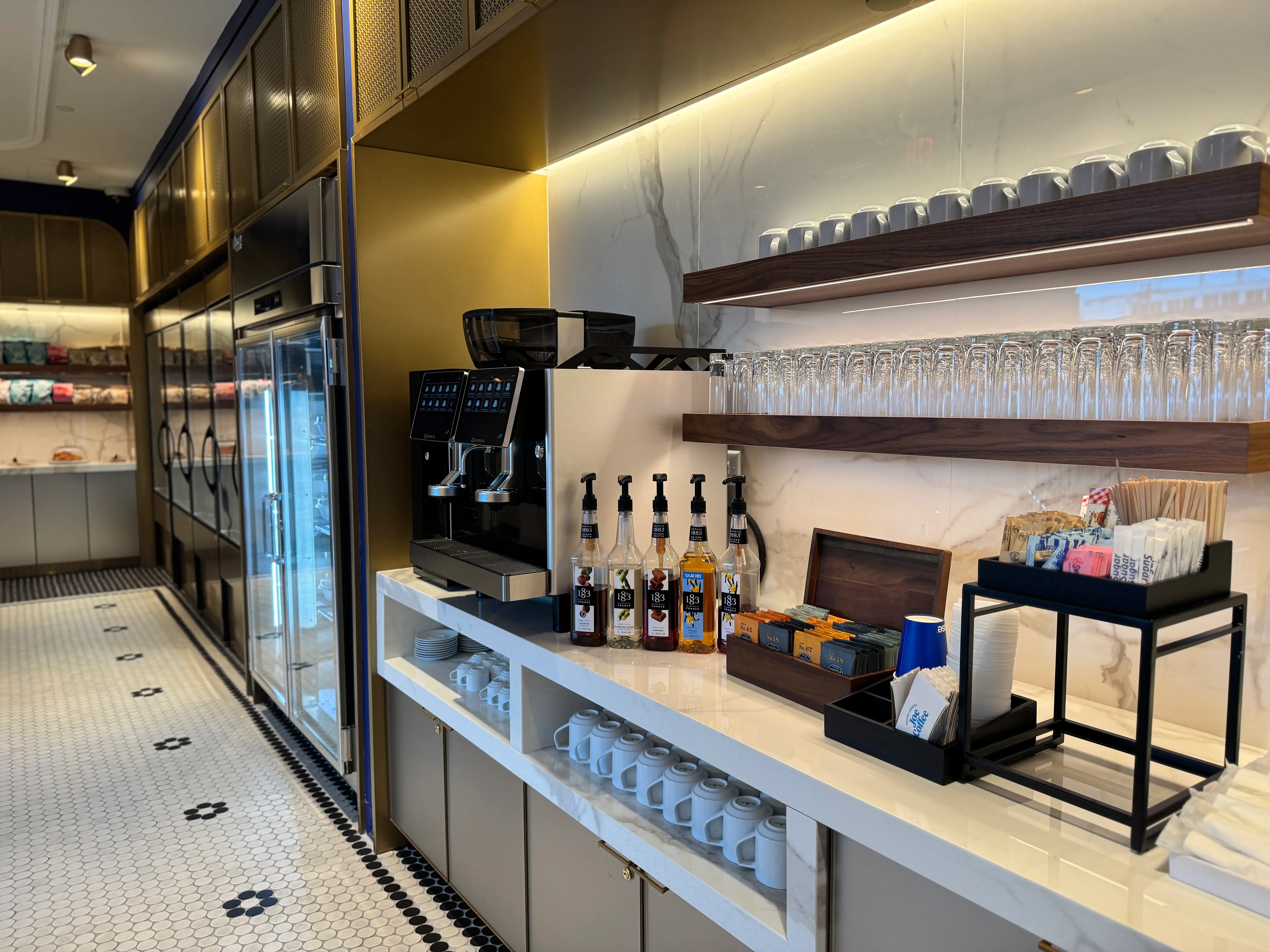 upstairs coffee bar bluehouse