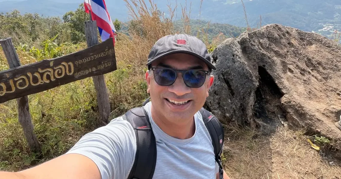 He turned 50 and realized the entrepreneur grind wasn’t worth it. 2 years later, he retired to Chiang Mai.